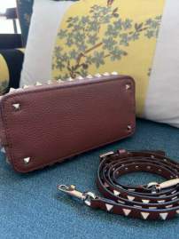 Picture of Valentino Handbags _SKUfw203284183fw